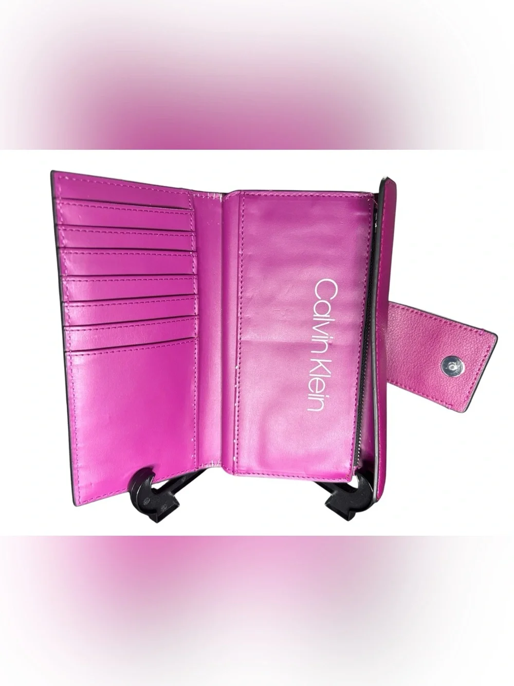 Calvin Klein Lock Large Trifold Wallet in magenta/fuchsia pink - Picture 3 of 11